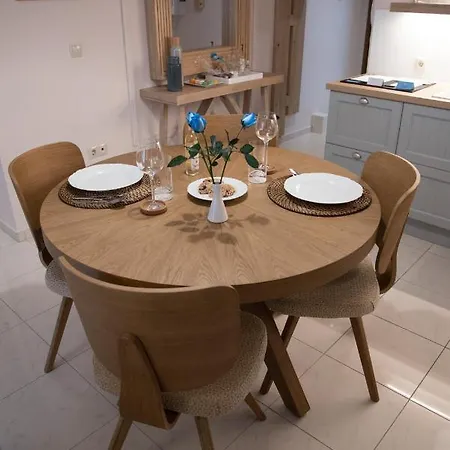 Onar Modern Luxury Apartment *