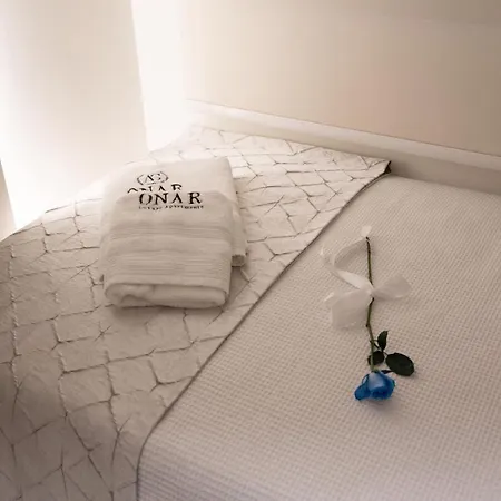 Onar Modern Luxury